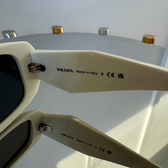 Prada white sunglasses - small, new without tags - Picture 5 of 9